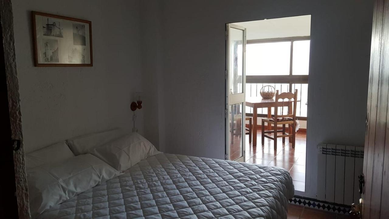 Los Estribos Guest House Zahara De La Sierra Eksteriør bilde